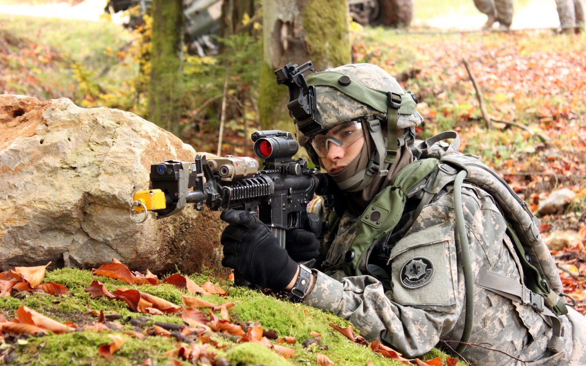 《手游电竞崛起:手机也能打出职业水平》,手机电竞级