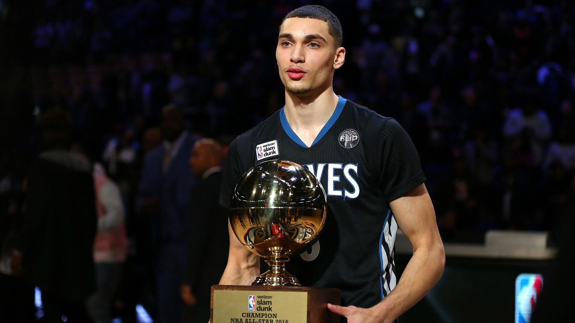 里根·史密斯后程加速力压群雄，史密斯理查森